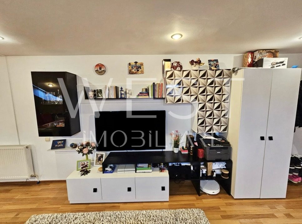 Apartament cu 2 camere, 63mp! La cheie! Parcare! Zona Terra!