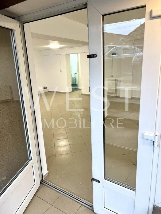 Spatiu Comercial de 70mp | zona Manastur | Parcari |  Vad Excelent