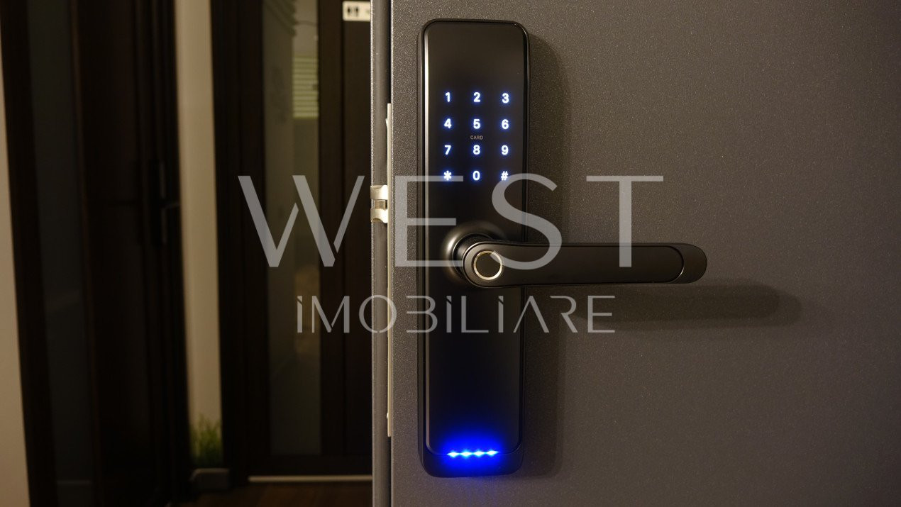 Penthouse 3 camere 2 bai | 78mp | Parcare | Panoramic View Vivo | 