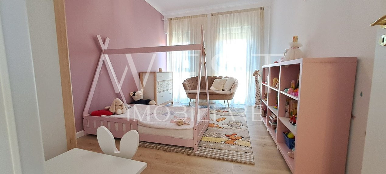 Apartament 3 camere | 72mp LUX | str. Avram Iancu | Parcare+Boxa 