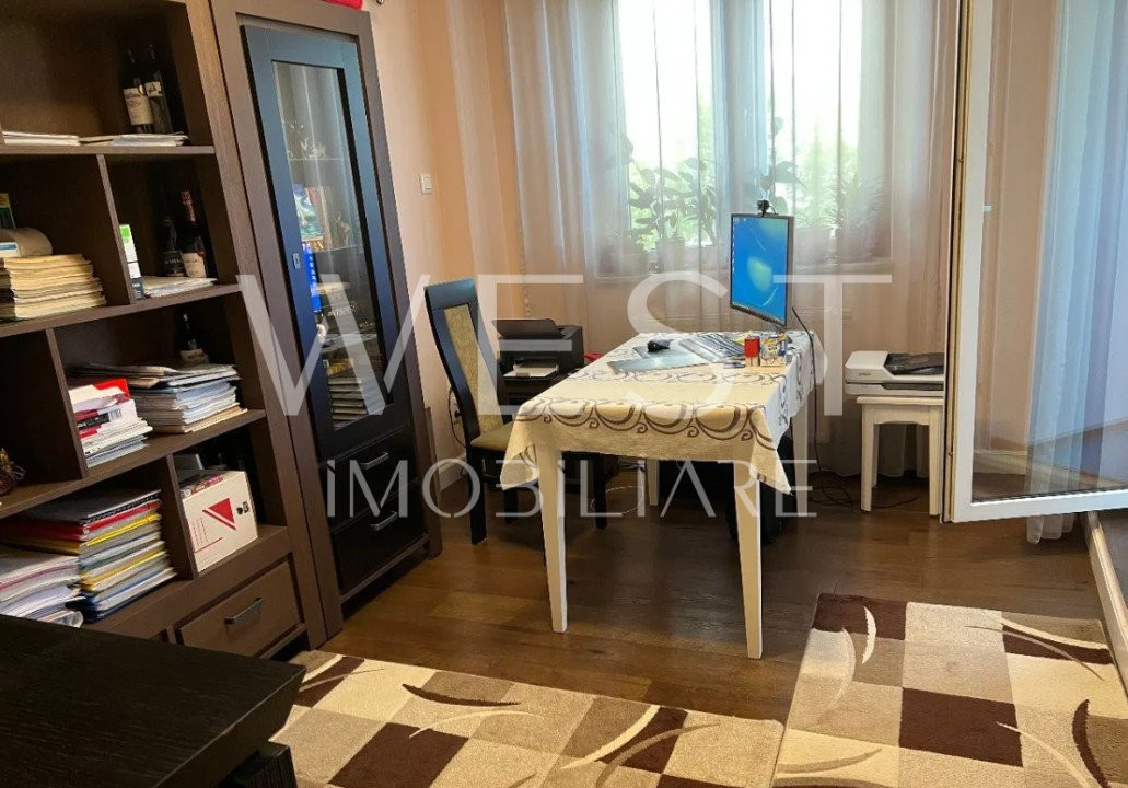 Apartament decomandat 4 camere, 106mp! Etaj interm.!Zona Sigma/Zorilor