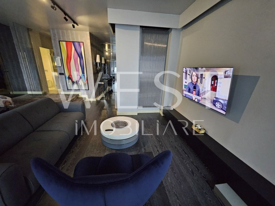 Apartament Ultracentral ! View superb ! Etaj intermediar ! Sauna !