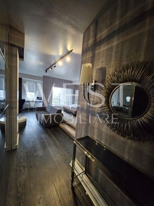 Apartament Ultracentral ! View superb ! Etaj intermediar ! Sauna !