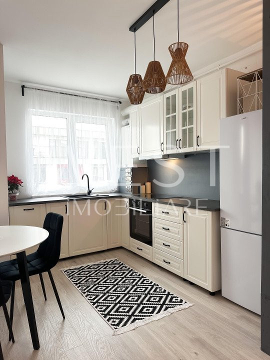 Apartament cu 2 camere si PARCARE Subterana in zona Parcul Poligon!