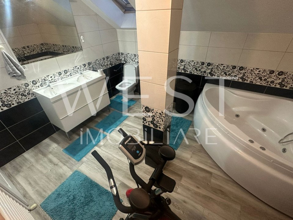 Apartament MODERN cu 4 camere/2 bai!Parcare! Zona Sub Cetate Floresti! 