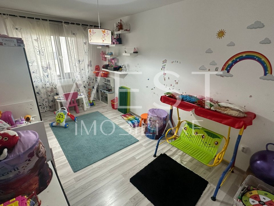 Apartament MODERN cu 4 camere/2 bai!Parcare! Zona Sub Cetate Floresti! 