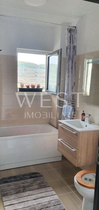 Apartament 2 camere! Parcare subterana! Utilat/Mobilat! Sesul de sus.