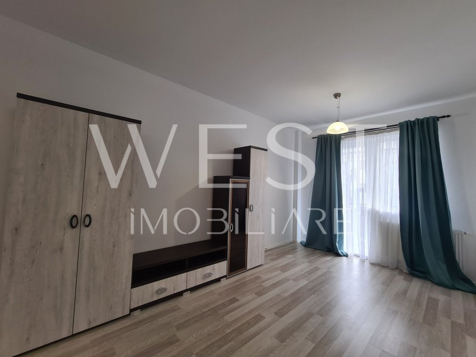 Apartament 1 camera/nisa de dormit!Balcon deschis!La cheie!Zona Terra