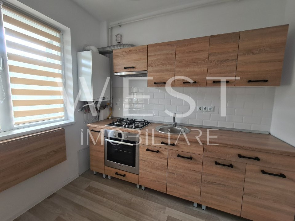 Apartament 1 camera/nisa de dormit!Balcon deschis!La cheie!Zona Terra