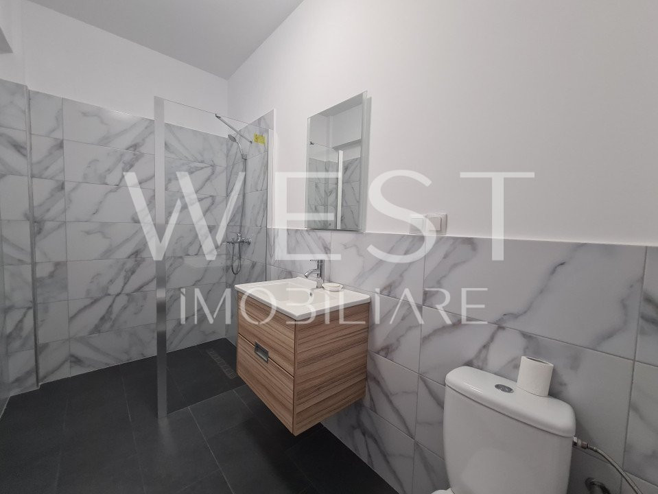 Apartament 1 camera/nisa de dormit!Balcon deschis!La cheie!Zona Terra