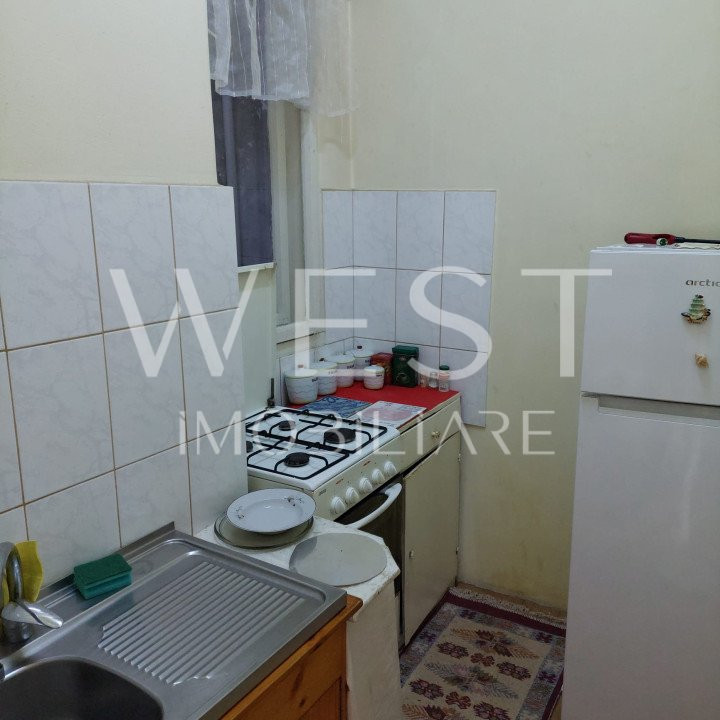 Apartament 2 camere decomandate! Parcare! zona Centrala!