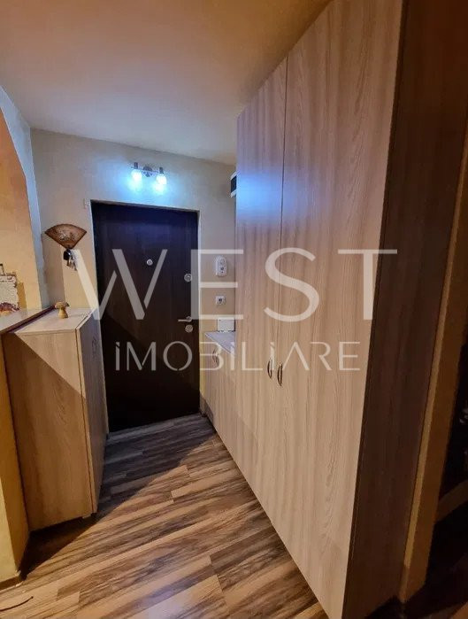 Apartament 3 camere! Utilat/Mobilat! cart. Intre Lacuri!