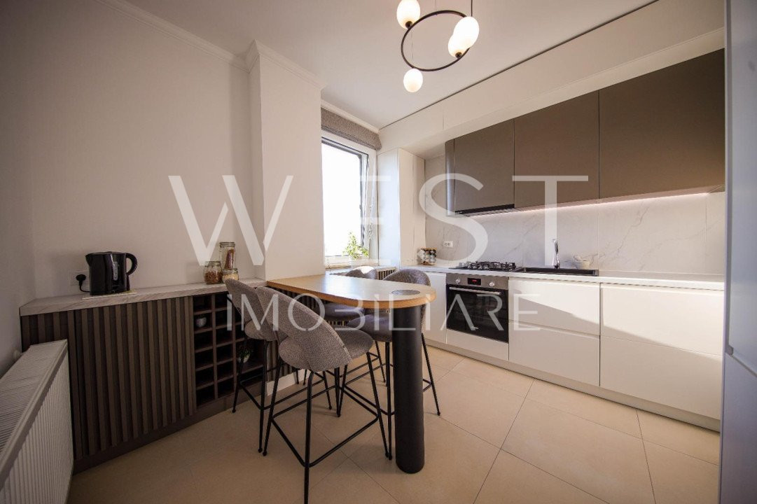 Apartament 2 camere decomandate ! Parcare subterana! Zona Iulius Mall!