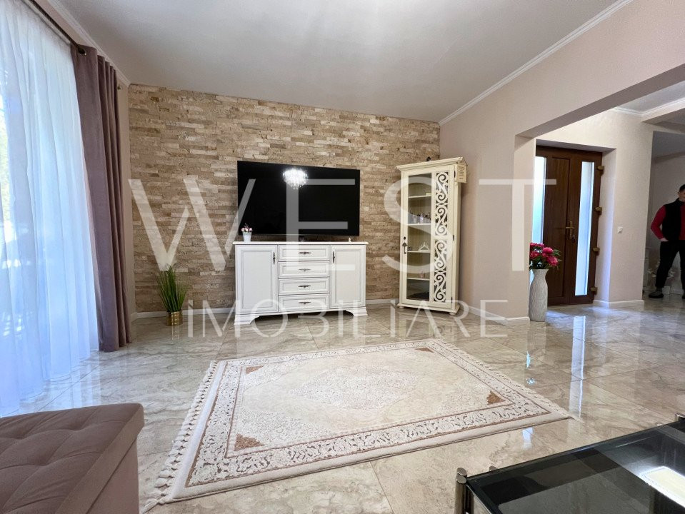 Casa Duplex | 116mp / Teren 170mp | Zona Parc Poligon | 2 parcari