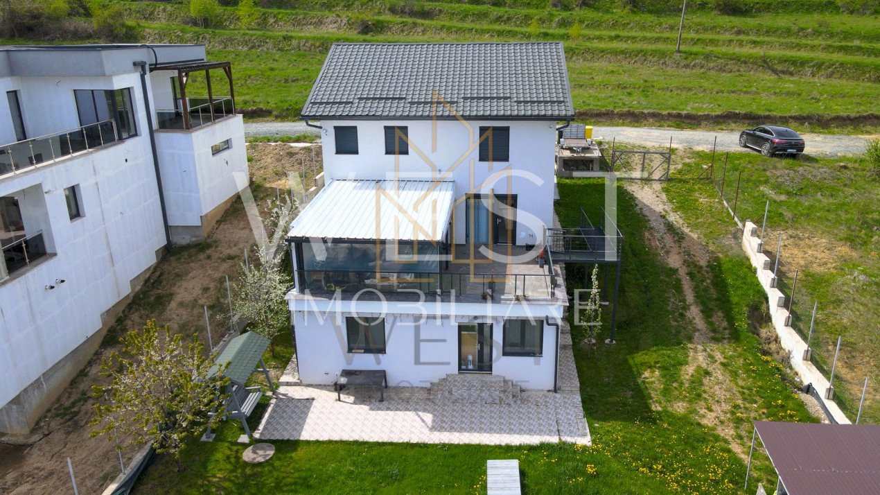 Casa 265mp + 920 mp teren! Terasa panoramica! Feleac - Cluj!