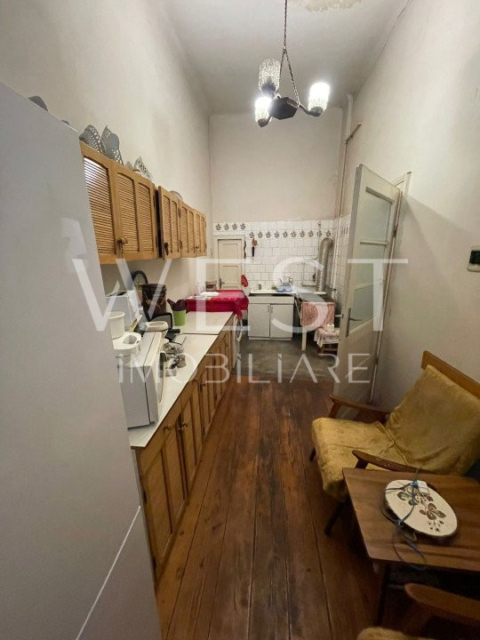 Casa 3 camere! Individuala! 107mp! Ultracentral! Zona Piata Unirii!