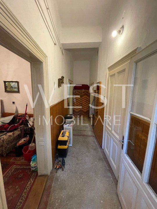 Casa 3 camere! Individuala! 107mp! Ultracentral! Zona Piata Unirii!