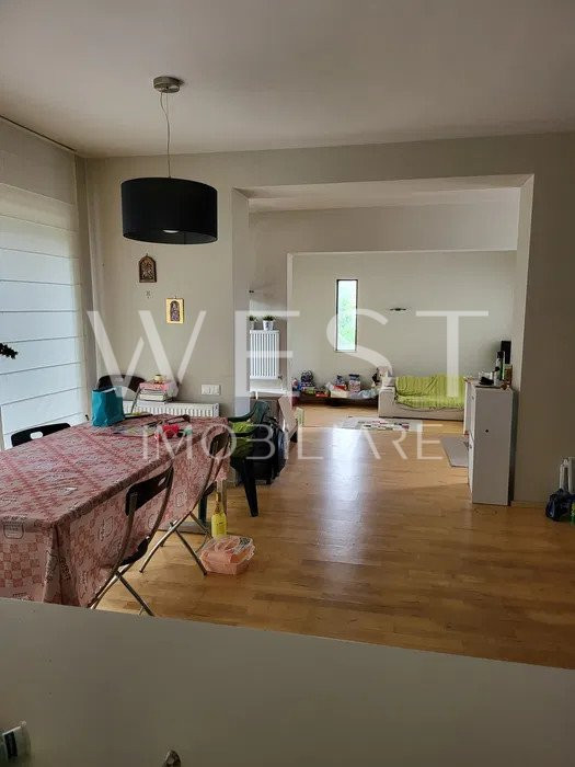 Casa deosebita! 4camere! 180mp utili! 750mp teren! zona Stejarului!