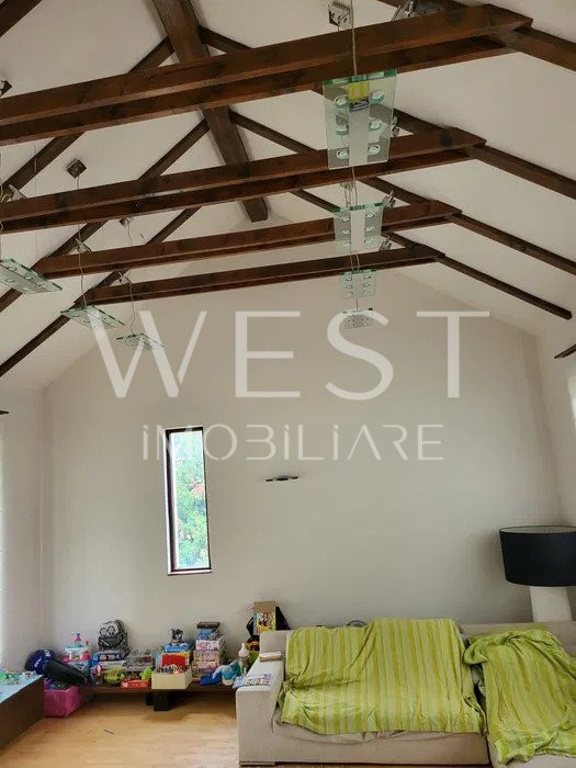 Casa deosebita! 4camere! 180mp utili! 750mp teren! zona Stejarului!