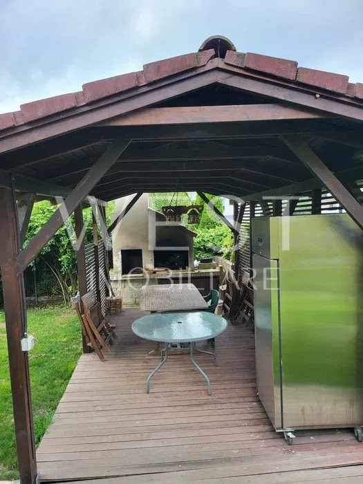 Casa deosebita! 4camere! 180mp utili! 750mp teren! zona Stejarului!
