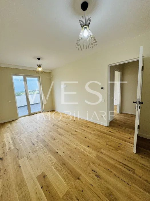 Penthouse 3camere! 90mp! 2Balcoane! Parcare! zona Soporului!