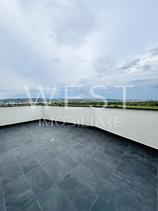 Penthouse 3camere! 90mp! 2Balcoane! Parcare! zona Soporului!