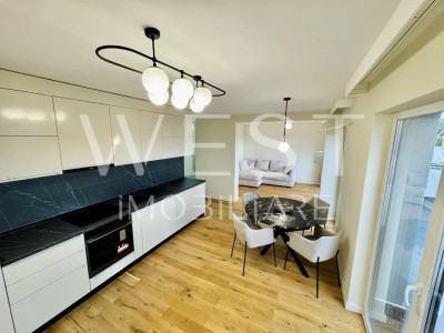 Penthouse 3camere! 90mp! 2Balcoane! Parcare! zona Soporului!