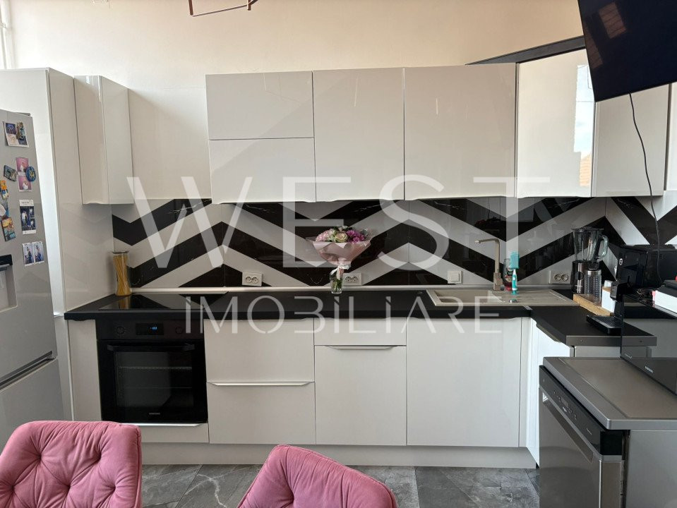 Apartament Ultracentral! 60mp! Parcare! Utilat/Mobilat! Piata Unirii!