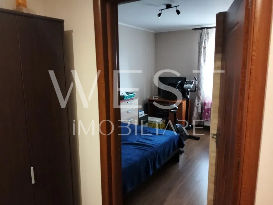 Apartament 3 camere decomandat / 73mp / zona Roka Center/ Parcare