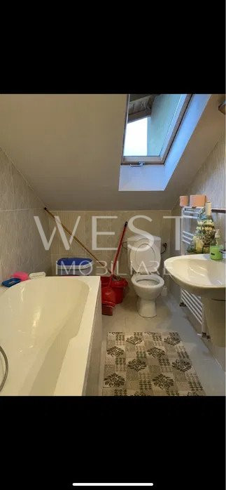 Apartament 2 camere + living | 53 mp | str. Florilor | Parcare | 