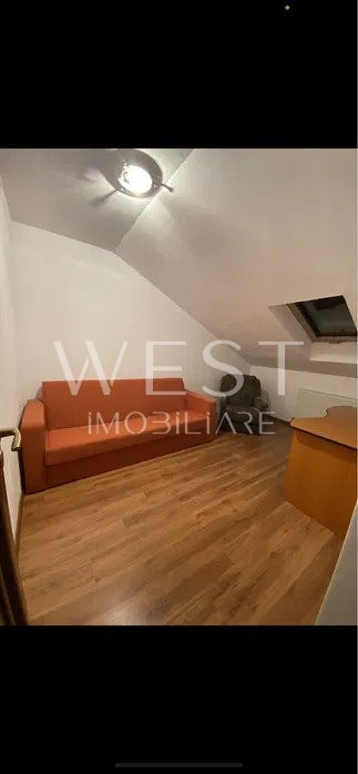 Apartament 2 camere + living | 53 mp | str. Florilor | Parcare | 