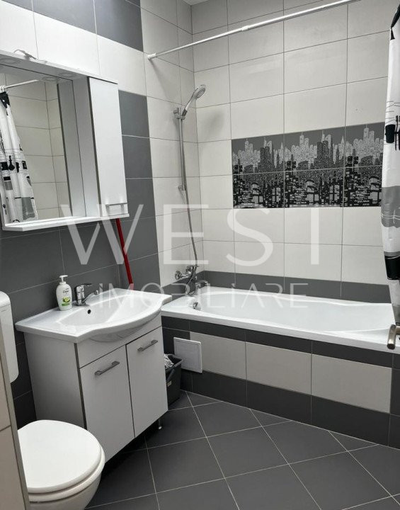 Apartament la cheie 2 camere+balcon! Parcare inclusa ! Piata Floresti!