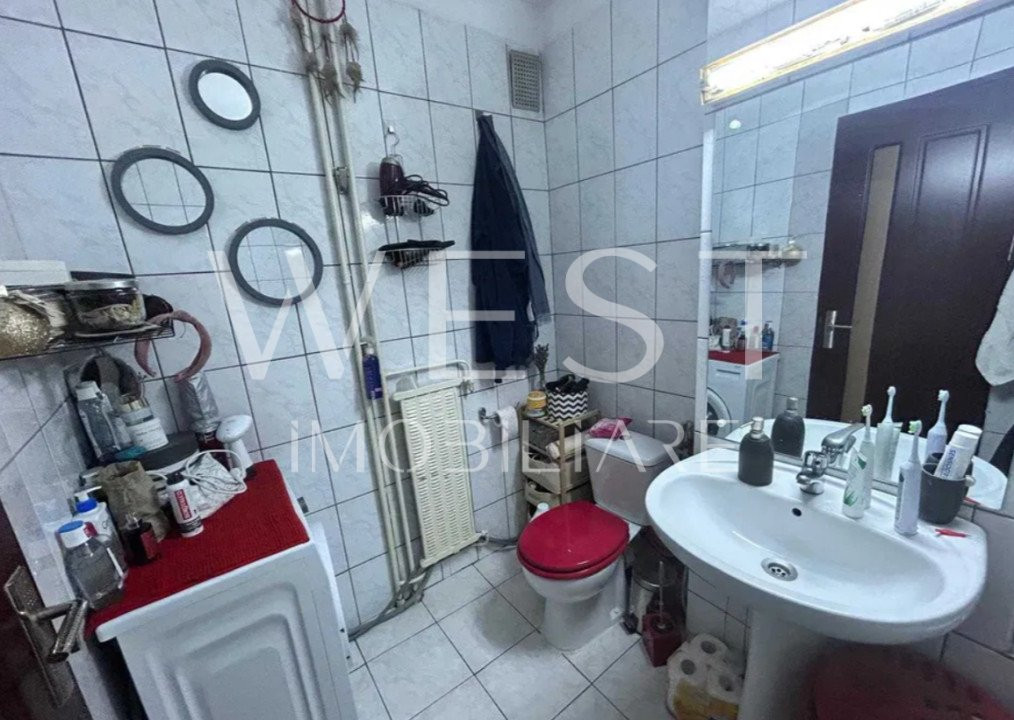 Apartament 1 camera la cheie|Etaj intermediar|Zona Colegiul de Muzica