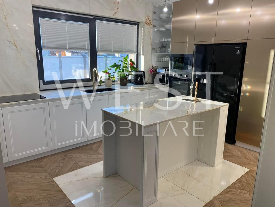 Casa smart de lux, 270mp! Panorama! Garaj ! Dezmir / Com. Apahida!