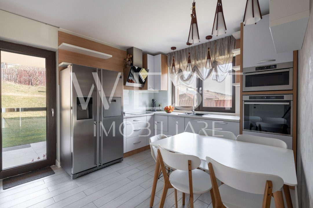 Casa individuală MODERNA cu 5 camere, 240mp! Teren 640mp! Voronet/Iris