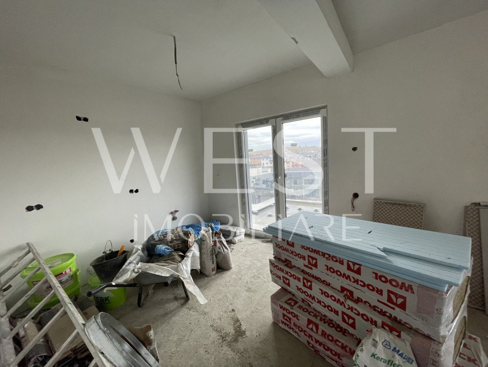 Casa individuală D+P+E/206mp! Teren 467mp! 2 parcari! Loc. Dezmir!