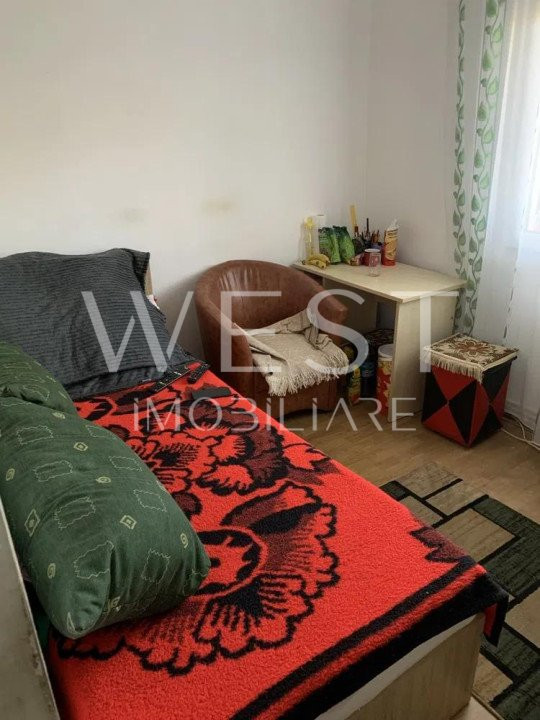 Apartament cu 4 camere, 76mp! La cheie! Balcon! Zona Calea Floresti!