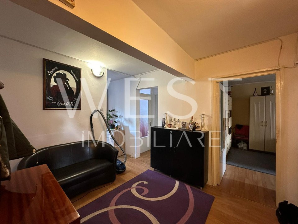 Apartament cu 4 camere, 76mp! La cheie! Balcon! Zona Calea Floresti!