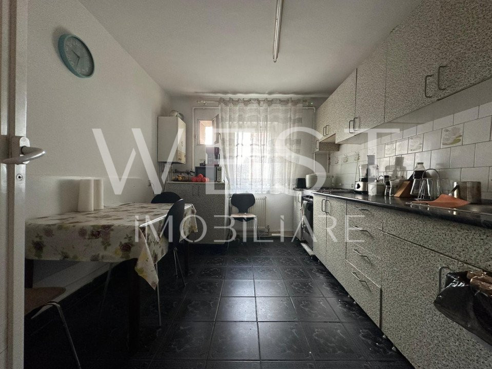 Apartament cu 4 camere, 76mp! La cheie! Balcon! Zona Calea Floresti!