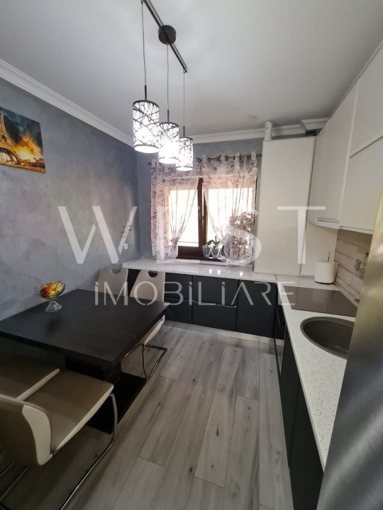 Apartament cu 3 camere/68mp! Balcon 7mp! Parcare! Str. Stejarului!