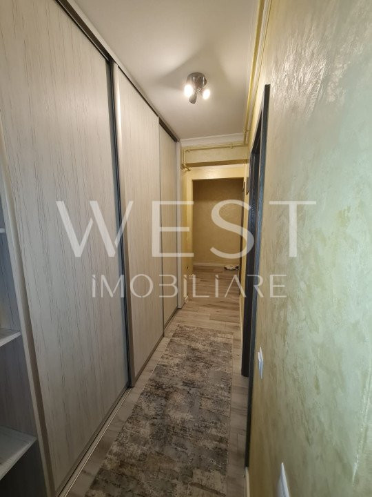 Apartament cu 3 camere/68mp! Balcon 7mp! Parcare! Str. Stejarului!