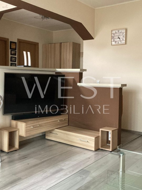 Apartament cu 2 camere, la cheie! Balcon! 2 parcari! Zona Terra!