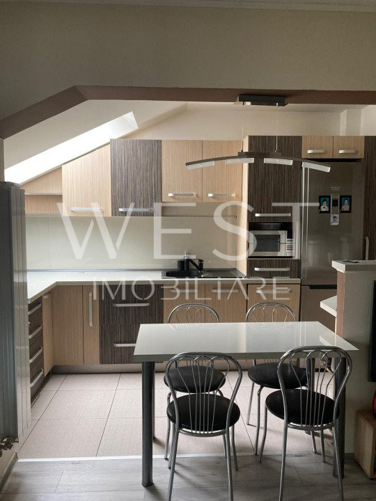 Apartament cu 2 camere, la cheie! Balcon! 2 parcari! Zona Terra!