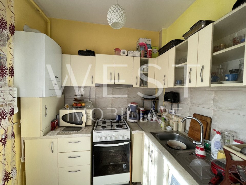 Apartament cu 2 cam/41mp! 2 balcoane! Parcare! Beci! Str. Stejarului