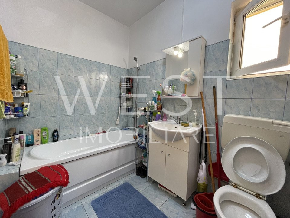 Apartament cu 2 cam/41mp! 2 balcoane! Parcare! Beci! Str. Stejarului