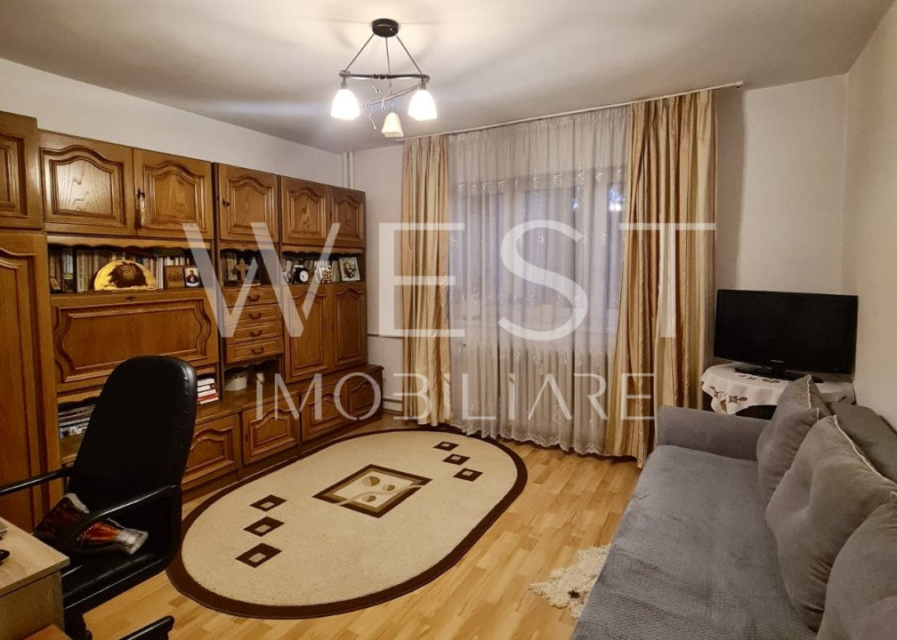 Apartament cu 2 camere, DECOMANDAT! La cheie! Zona BIG / Manastur!