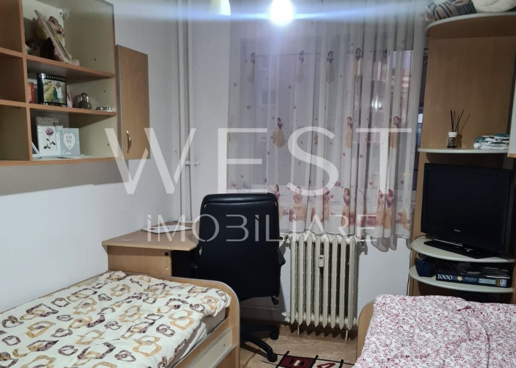 Apartament cu 2 camere, DECOMANDAT! La cheie! Zona BIG / Manastur!