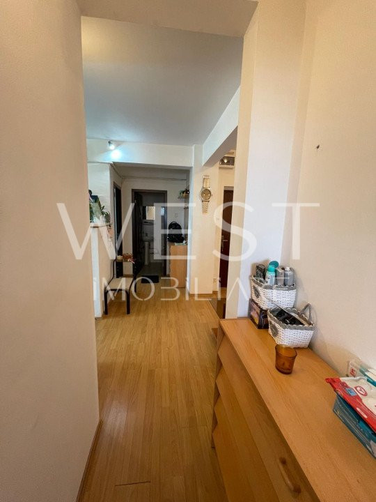 Apartament cu 3 cam/80mp ! 2 balcoane! Boxa! Zona Electrica/Manastur !