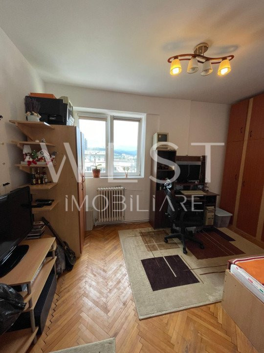 Apartament cu 3 cam/80mp ! 2 balcoane! Boxa! Zona Electrica/Manastur !