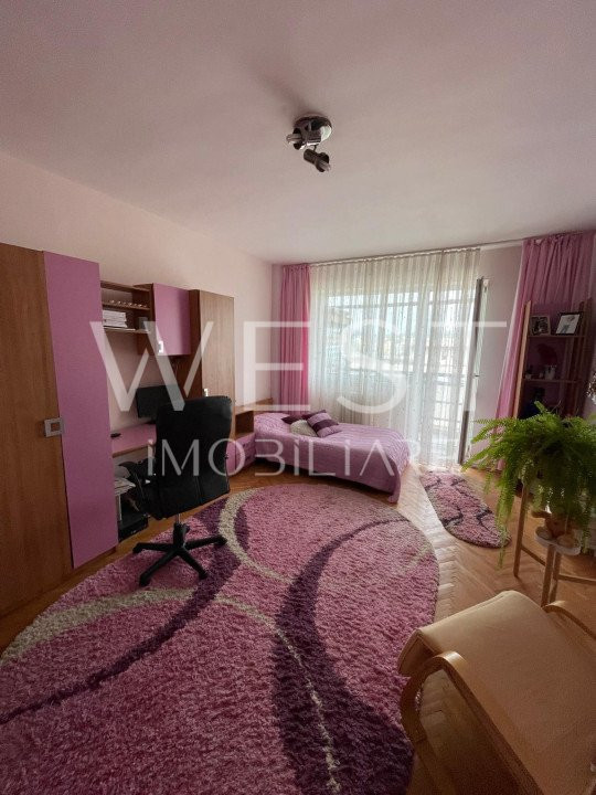 Apartament cu 3 cam/80mp ! 2 balcoane! Boxa! Zona Electrica/Manastur !